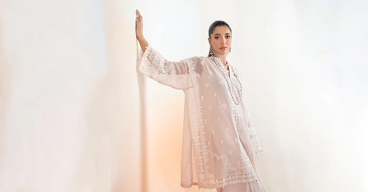 3 Piece Embroidered Cotton Net Suit - Image 8
