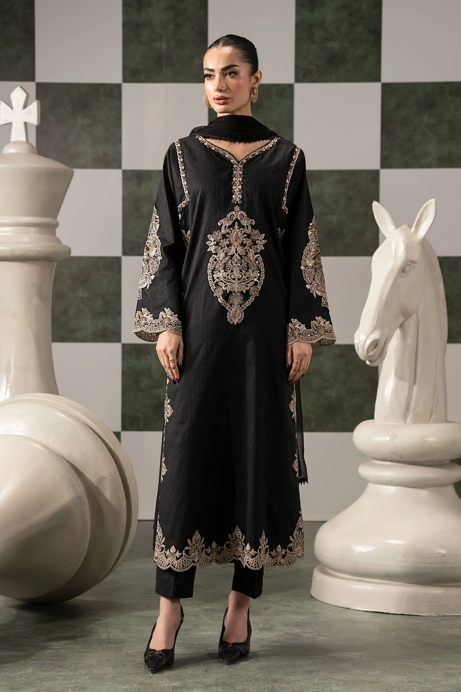 3 Piece Embroidered Dobby Lawn Suit - Image 2