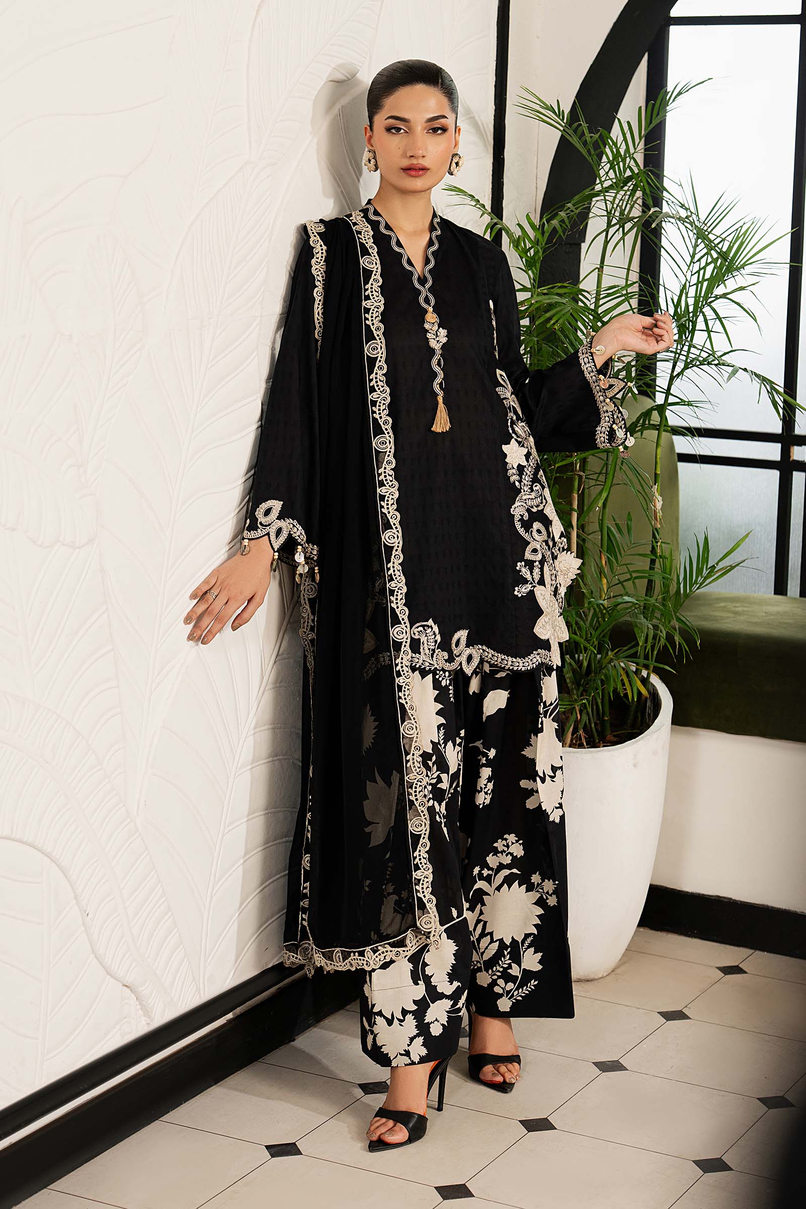 3 Piece Embroidered Dobby Lawn Suit - Image 6
