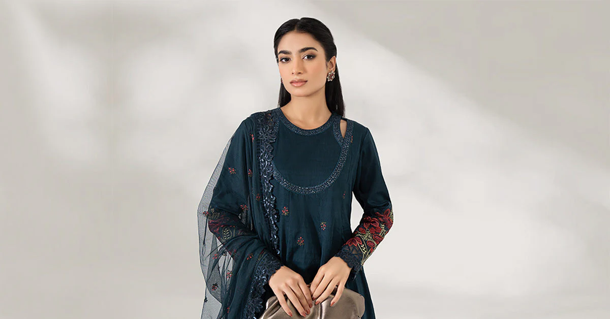 3 Piece Embroidered Dobby Lawn Suit - Image 7