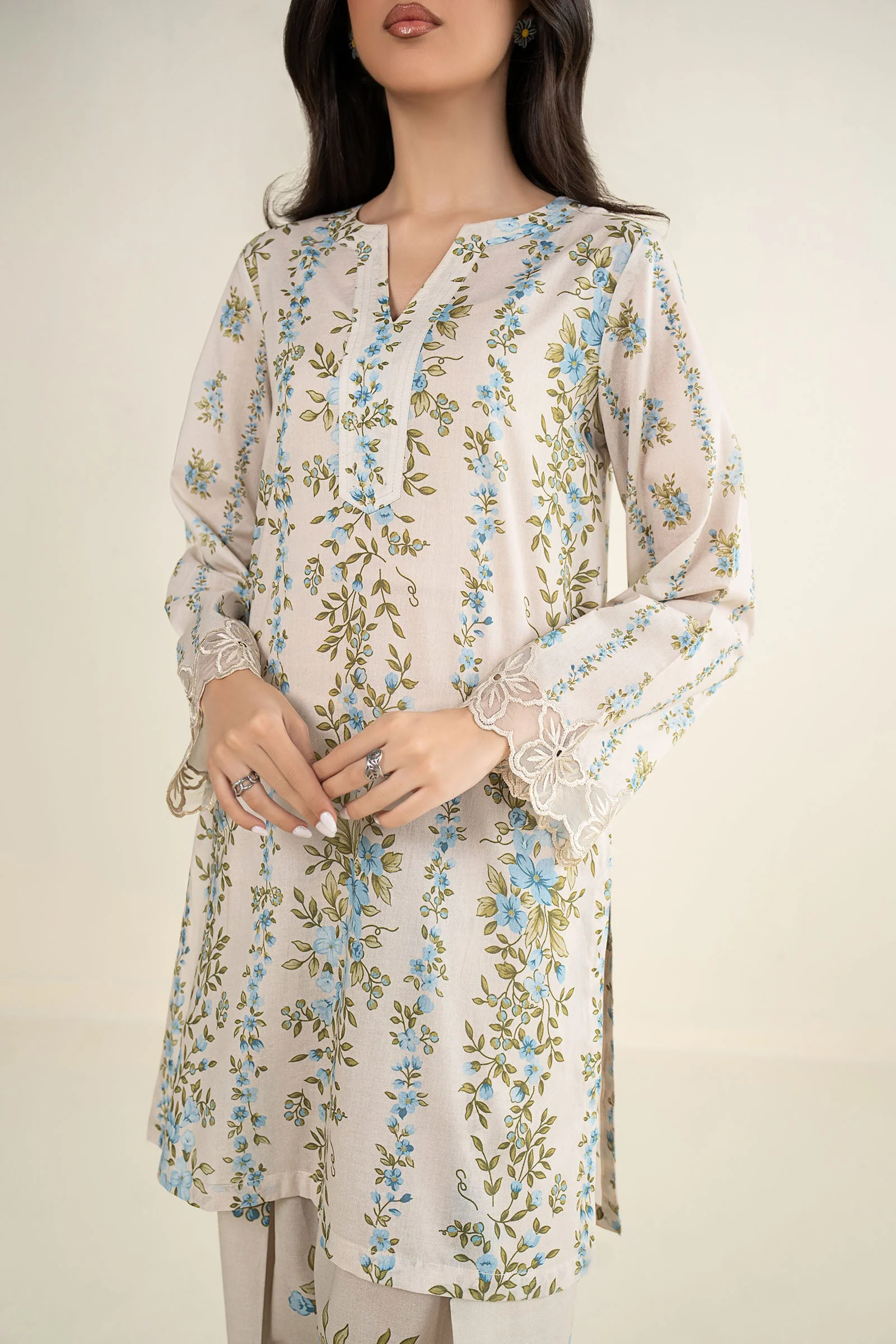 2 Pc Embroidered Lawn Suit - Image 3