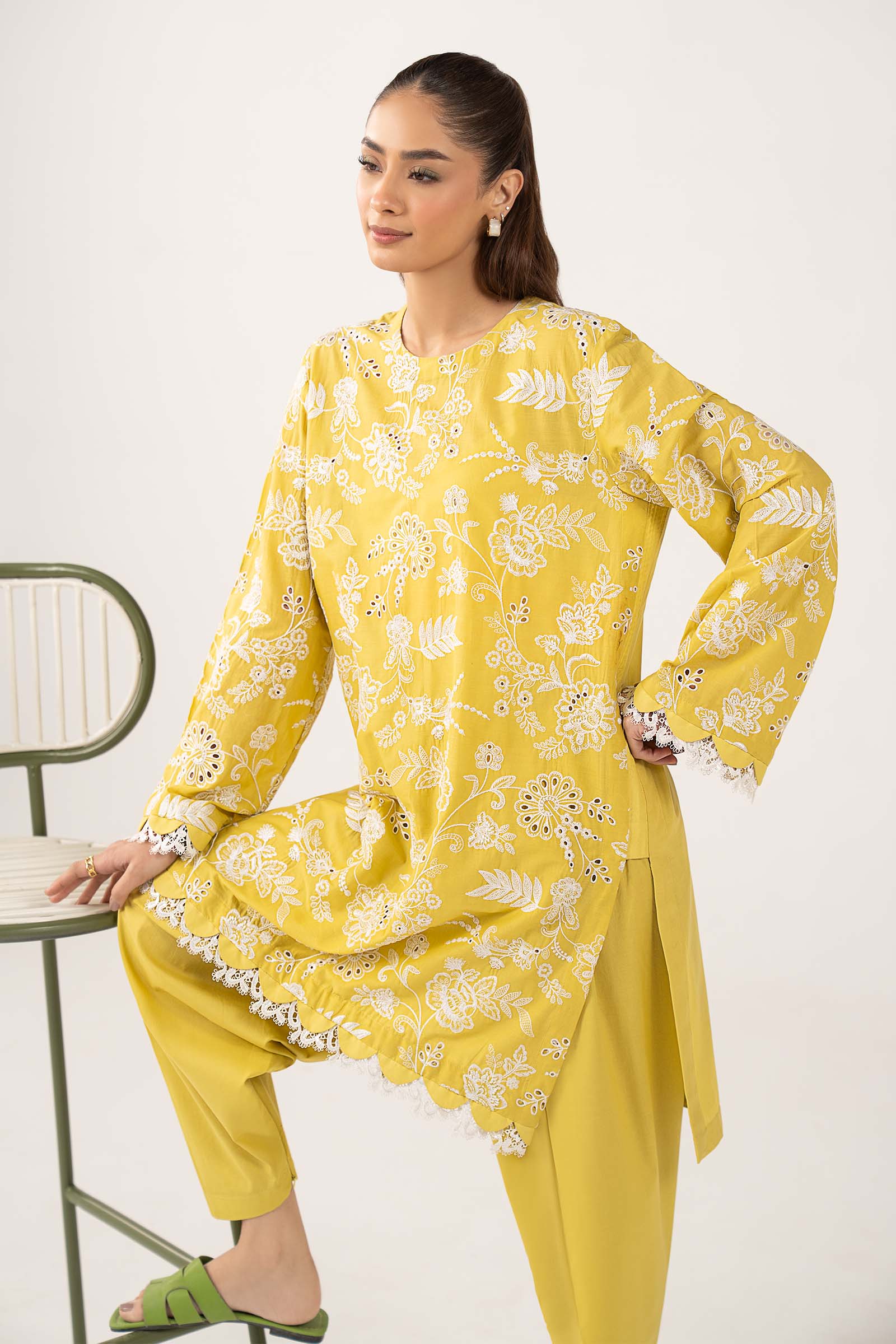 2 Pc Embroidered Lawn Suit - Image 4