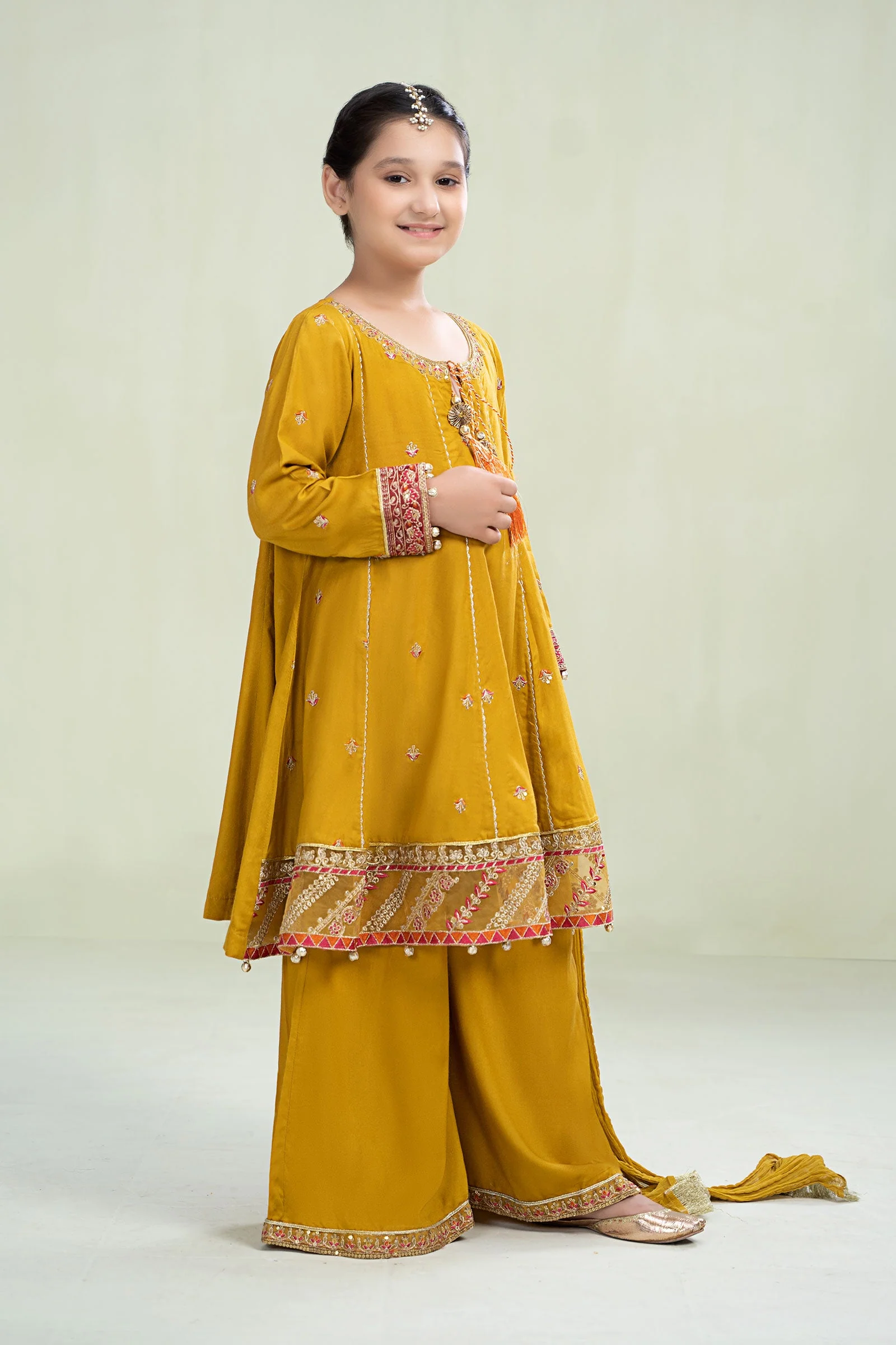 Suit Yellow MKD-W23-19 - Image 4