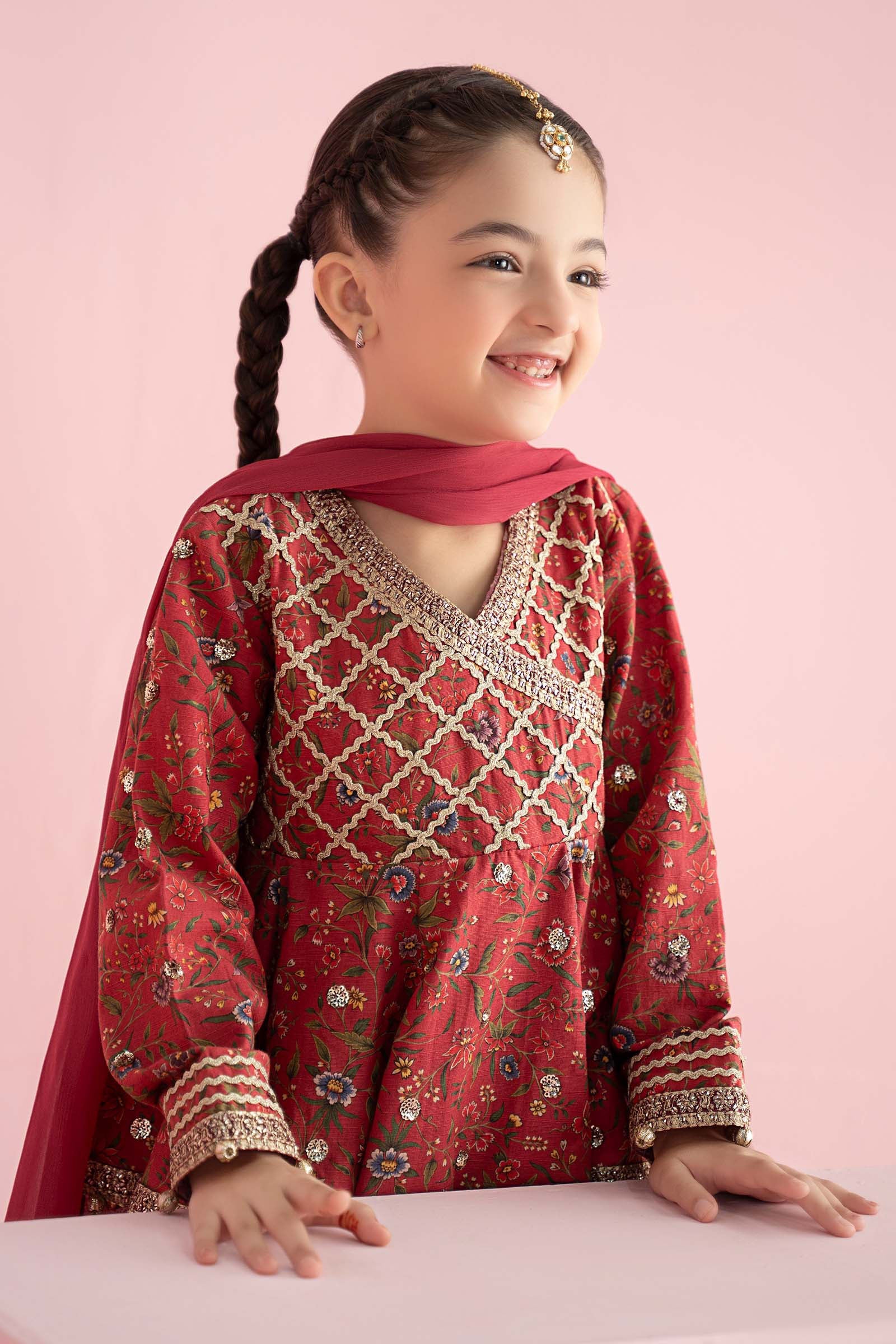 3 Piece Embroidered Khaddar Suit - Image 7