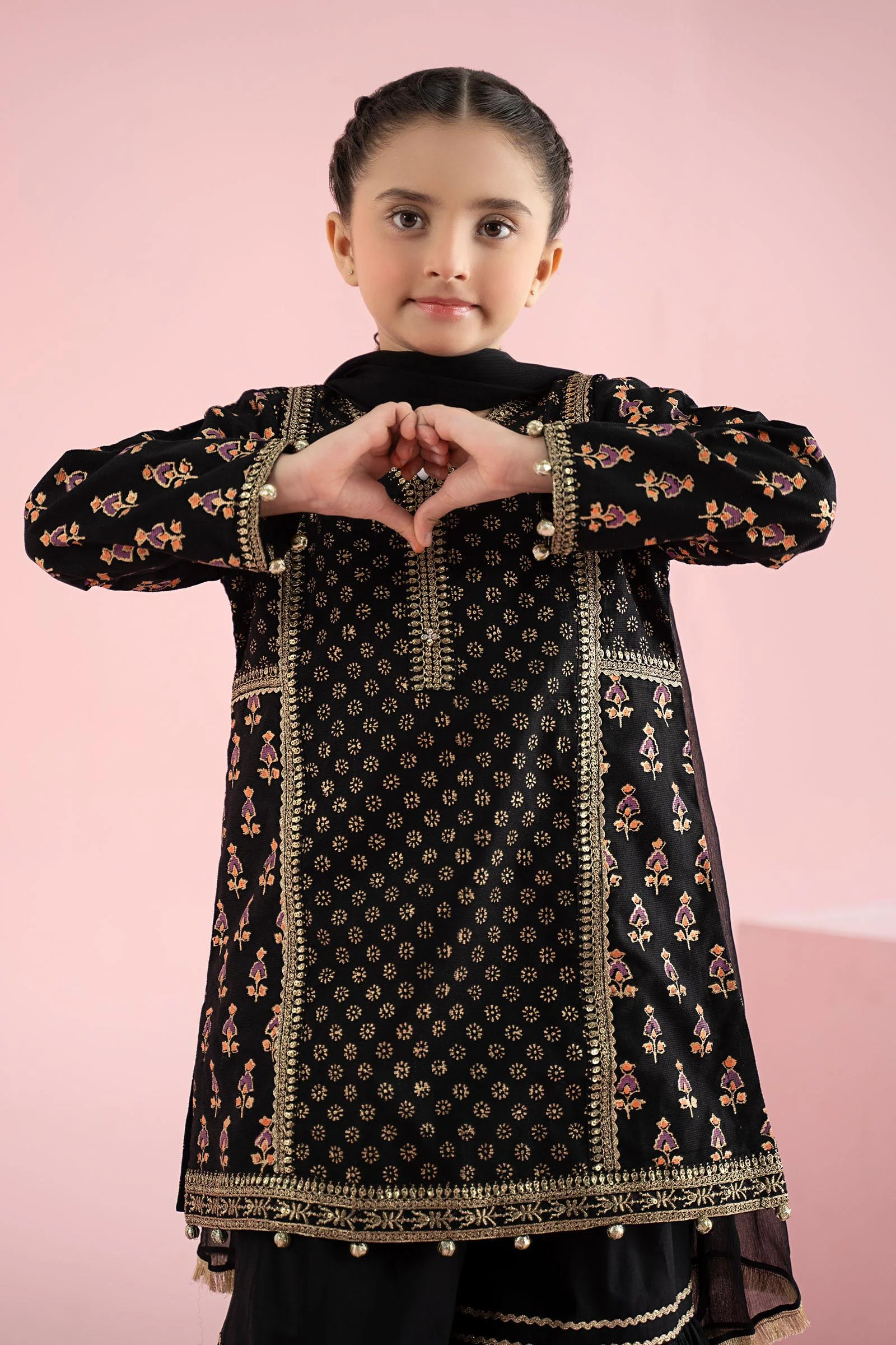 3 Piece Embroidered Karandi Suit - Image 2