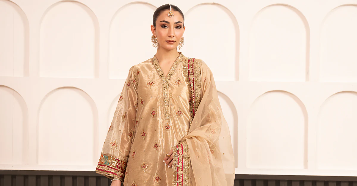 3 Piece Embroidered Tissue Suit - Image 10